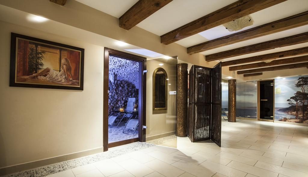 אוסטקה Hotel Lubicz מראה חיצוני תמונה