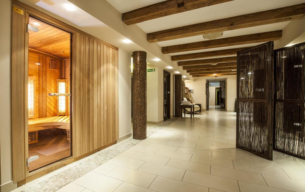 אוסטקה Hotel Lubicz מראה חיצוני תמונה