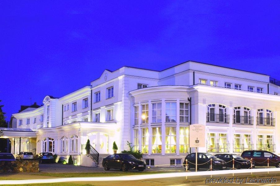 אוסטקה Hotel Lubicz מראה חיצוני תמונה